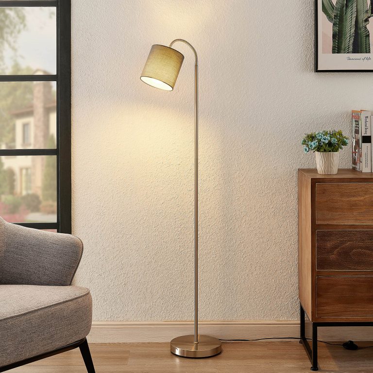 Lindby Manu gulvlampe, stoff, 1 lyskilde, grå